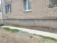 Прокуратура начала проверку после смерти выпавшего из окна 3-летнего камышанина