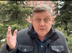 «Армяне, дай вам Бог хоть чуть-чуть мозгов»: главред «Блокнота» Олег Пахолков лаконично описал будущее Еревана без России