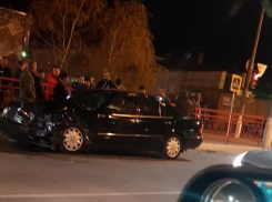 Четверо пассажиров стали пациентами: подробности ночной аварии в центре Камышина