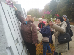 В Камышине в день рождения комсомола принято петь песни