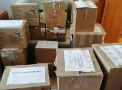 Жители Камышинского района упаковали и отправили бойцам СВО теплые вещи, плиты, пилы, лекарства и трогательные письма