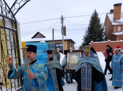 В Никольском кафедральном соборе Камышина встретили чудотворный образ Божией Матери «Избавительница от бед»