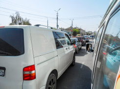 В администрации Волгоградской области опровергают версию, что региону грозит дефицит бензина
