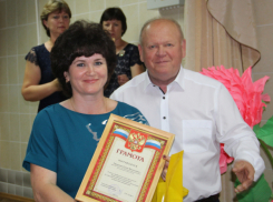 Зарплаты высокопоставленных чиновников Камышинского района перешагнули миллионные отметки