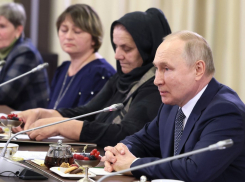 «Не надо, нам хватит», -  ответил Владимир Путин на вопрос о новой мобилизации на встрече с матерями бойцов, воюющих в СВО