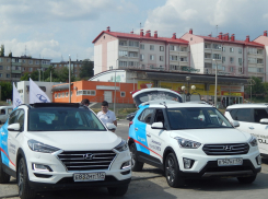 Группа компаний АГАТ приглашает жителей Камышина пройти тест-драйвы на автомобилях популярных брендов HYUNDAI, SKODA, KIA, TOYOTA, LADA. на площадке у ТЦ  в третьем микрорайоне