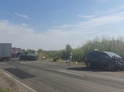1 сентября в волгоградской клинике врачи продолжают бороться за жизнь троих детей, попавших в смертельную аварию на трассе между Камышином и Волгоградом