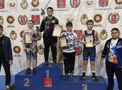 Мальчишки камышинского тренера Манолиса Паяниди доказали, что они сильные борцы