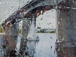 ГУ МЧС по Волгоградской области распространило предупреждение и ливнях, ветре и даже граде