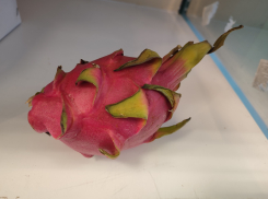 В камышинские магазины привезли столько экзотических фруктов на Новый год, что «придется доедать» их и на Рождество