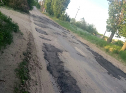 Камышане возмущаются качеством «латок» на городских дорогах