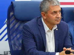 Председатель Волгоградского отделения Союза журналистов России Вячеслав Черепахин поздравляет с Новым годом 