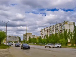 В Волгоградской области до 2030 года заменят все лифты, которые отслужили 25 лет