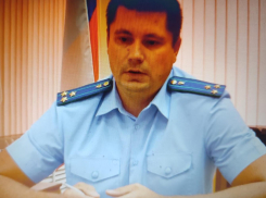 Камышинская городская прокуратура разъясняет ответственность несовершеннолетних за экстремизм, терроризм и иную деструктивную деятельность