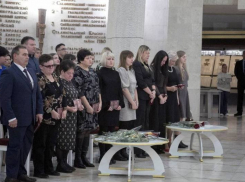 Еще один орден Мужества передан родным погибшего героя-камышанина