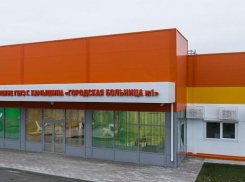 В Камышине готовятся разворачивать новые койки для больных пневмониями и ОРВИ в инфекционном госпитале 