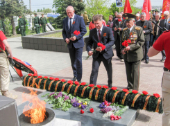 В законе, подписанном Андреем Бочаровым, разъяснено, за что Камышину присвоено звание «Рубеж Сталинградской доблести»