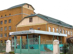 В Камышине обсуждают публикацию в соцсетях об отказе в приеме ребенка в городскую детскую больницу