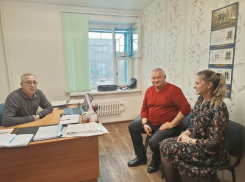 На сайте Камышинской городской думы размещаются новости о приемах депутатов, но о решении конкретных вопросов избирателей - публикаторы ни гу-гу
