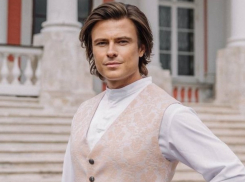 Московский ЦУМ потерял звездного клиента: богатые поклонницы перестали тратить деньги на волгоградца Прохора Шаляпина