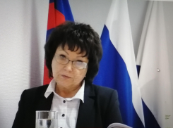 Главный финансист администрации Камышина Елена Громова рассказала, сколько денег предусматривается в следующем году на ремонт дорог