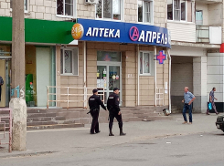 Хоть какой-то сдвиг: на улице Ленина полицейские «приняли» прохожего «навеселе», - камышанин