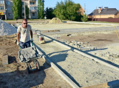 Три центральных усадьбы в Камышинском районе приблизятся к цивилизации благодаря областной программе благоустройства