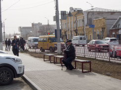 В Камышине пылевая буря постепенно идет на спад, но врачи советуют легочникам надеть маски