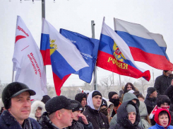 Поток желающих обзавестись мандатом Облдумы по Камышинскому избирательному округу  не иссякает, появился выдвиженец коммунистов