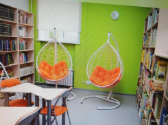В Камышине на улице Ленина обычную детскую библиотеку переделали в современную модельную
