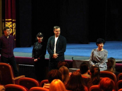 В Камышине воспитательниц детсадов учили быть чуть-чуть артистками