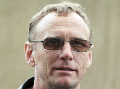 В Камышине исполнителя и музыканта Андрея Малахова похоронили под его песню о родном городе