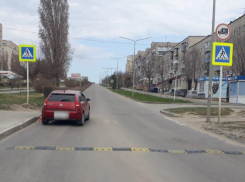 В Камышине на «нехорошем» переходе в 3-м микрорайоне сбили мужчину