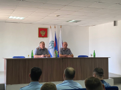 В Камышине личному составу ИК-24 представили нового начальника учреждения