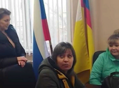 Волгоградки объяснили цель штурма Роспотребнадзора, - «Блокнот Волгограда» (ВИДЕО)