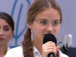 Волгоградская школьница попала на урок к Владимиру Путину 