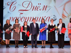 Кого в Камышине наградили в честь Дня работника культуры