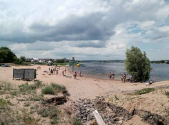 Когда же администрация Камышина и службы благоустройства доведут до ума единственный бесплатный пляж в центре города? - камышанка