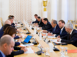 Лавров после саммита G20 на Бали позвал на разговор волгоградского губернатора, - «Блокнот Волгограда»
