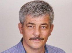 Почему депутат Камышинской городской думы, единоросс Сергей Агафонов покинул свою должность управляющего директора ООО «Любимый город»