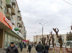 В Камышине жители умирают в два с половиной раза быстрее, чем рождаются, и почти не строится жилье: итоги экономического развития-2021
