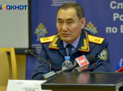 Генерал ФСБ Михаил Музраев прослушает собственные разговоры с губернатором, которые за ним записывали полтора года