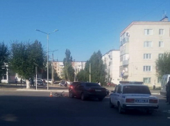 Водитель «Тойоты» не уступил дороги велосипедисту и сбил его на улице Ленина в Камышине