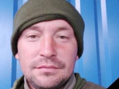 В Елани земляки стихами простились с погибшим в спецоперации прапорщиком Владимиром Калаченко