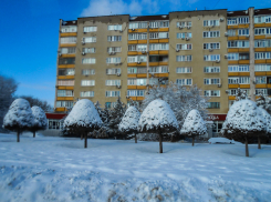 Камышин продолжит заметать снегом 12 января