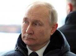 Обращения Путина к россиянам 24 февраля не планируется, заявил Песков