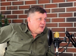 «В России с демократией намного лучше, чем в Европе и Америке»: главный редактор сети порталов Олег Пахолков в подкасте «Блокнота» (ВИДЕО)