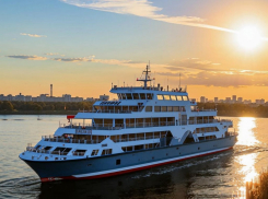 Волгоград хочет перевозить жителей водным транспортом, как в Стамбуле - про причал в Камышине новостей у чиновников нет