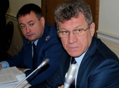 В связи с негласно начавшейся политической кампанией по выборам депутатов Волгоградской областной думы всплыли имена двух экс-мэров Камышина