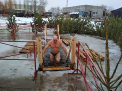 Никольский кафедральный собор в Камышине опубликовал «Расписание великого освящения воды на Крещение»